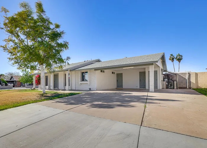 Snowbird Haven W/ Hot Tub! 3 Mi To Dtwn Chandler