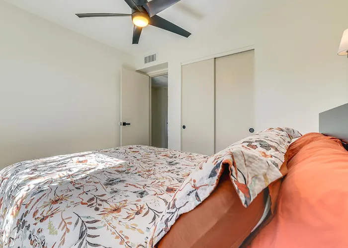 Snowbird Haven W/ Hot Tub! 3 Mi To Dtwn Holiday home *